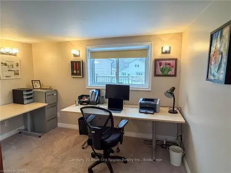 86 Whitney Avenue North Bay ON P1A 1Y5