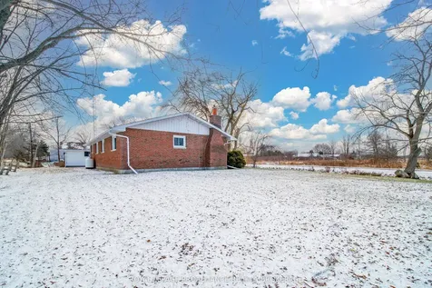 60 Dorland Drive Greater Napanee ON K7R 3K7