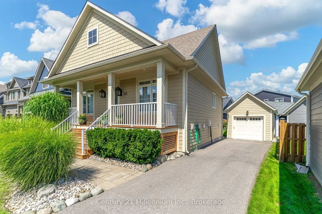 133 Yellow Birch Crescent Blue Mountains ON L9T 0L5