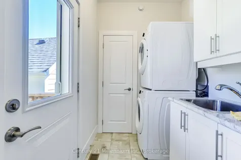 133 Yellow Birch Crescent Blue Mountains ON L9T 0L5