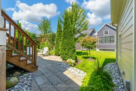 133 Yellow Birch Crescent Blue Mountains ON L9T 0L5