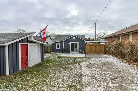 8 Queen Street Brant ON N3L 1C1