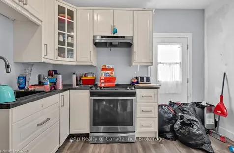 59 Brock Street W Tillsonburg ON N4G 2A4