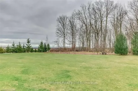 45225 Elm Line Central Elgin ON N5P 3S6