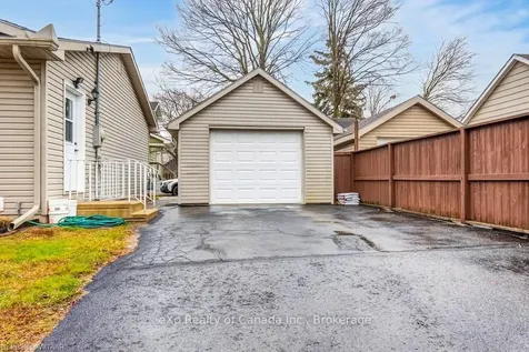 366 Gilbert Avenue Norfolk County ON N4B 2L6