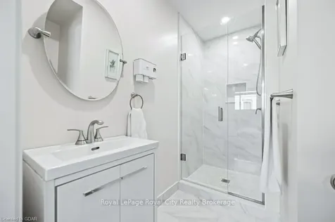 17 Darby Road Guelph ON N1K 1R4