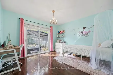 17 Darby Road Guelph ON N1K 1R4