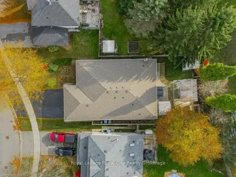 17 Darby Road Guelph ON N1K 1R4