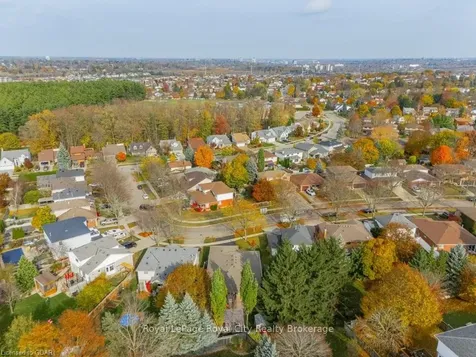 17 Darby Road Guelph ON N1K 1R4