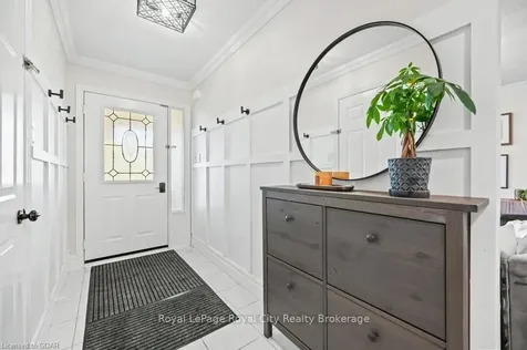 17 Darby Road Guelph ON N1K 1R4