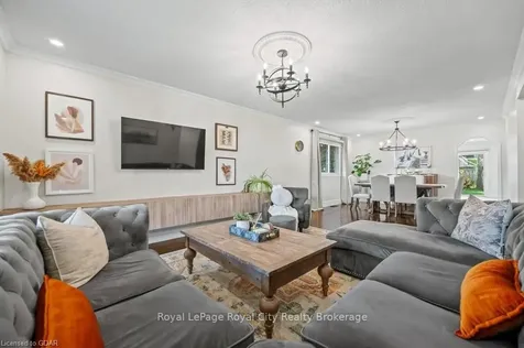 17 Darby Road Guelph ON N1K 1R4