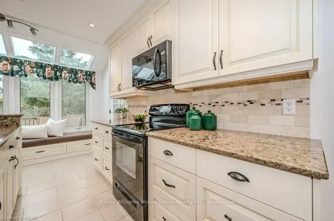15 Wiltshire Place Guelph ON N1H 8B1