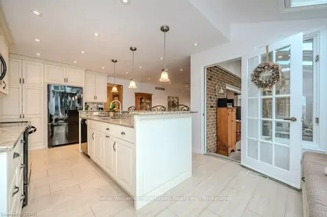 15 Wiltshire Place Guelph ON N1H 8B1