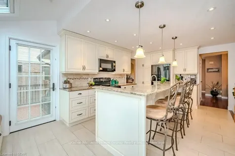 15 Wiltshire Place Guelph ON N1H 8B1