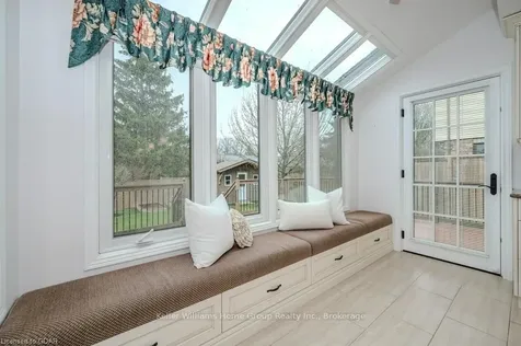 15 Wiltshire Place Guelph ON N1H 8B1