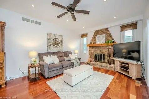 15 Wiltshire Place Guelph ON N1H 8B1