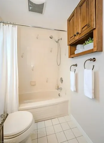 15 Wiltshire Place Guelph ON N1H 8B1