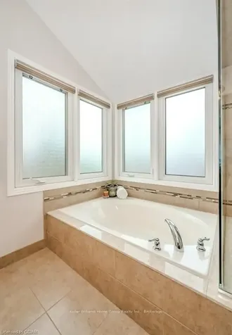 15 Wiltshire Place Guelph ON N1H 8B1