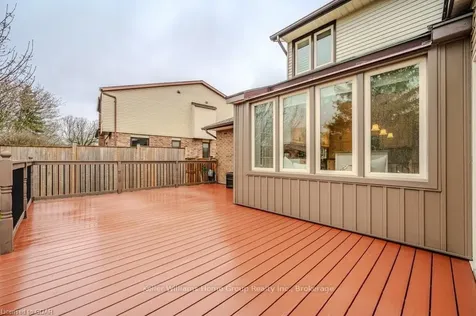 15 Wiltshire Place Guelph ON N1H 8B1