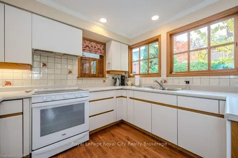 43 Mont Street Guelph ON N1H 2A5