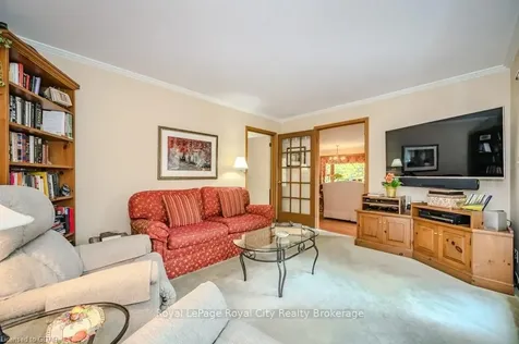 43 Mont Street Guelph ON N1H 2A5