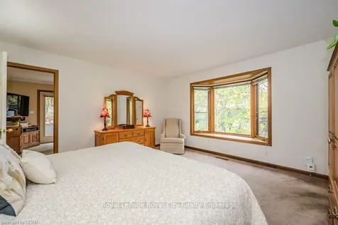 43 Mont Street Guelph ON N1H 2A5