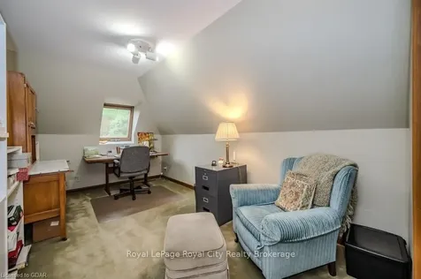 43 Mont Street Guelph ON N1H 2A5