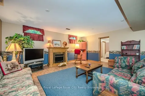 43 Mont Street Guelph ON N1H 2A5