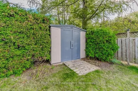 205 Schlueter Street Cambridge ON N3H 4B6