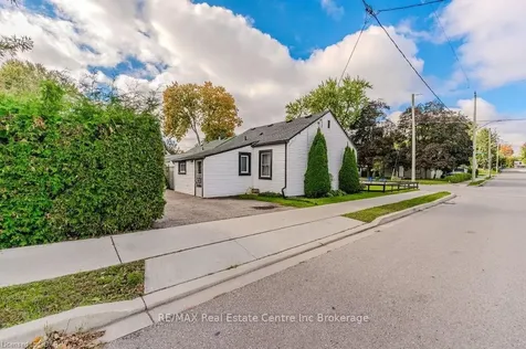 205 Schlueter Street Cambridge ON N3H 4B6