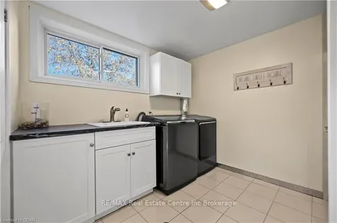 67 Rosewood Avenue Guelph ON N1H 6A2