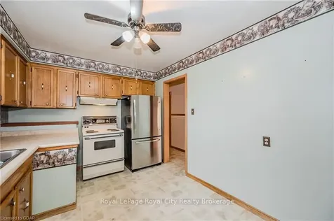 118 Applewood Crescent Guelph ON N1H 6B6