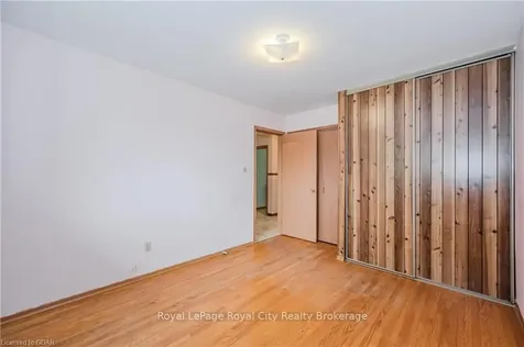 118 Applewood Crescent Guelph ON N1H 6B6