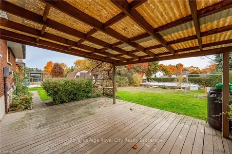 118 Applewood Crescent Guelph ON N1H 6B6