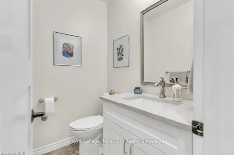 7 Ervin Crescent Guelph ON N1G 3K6