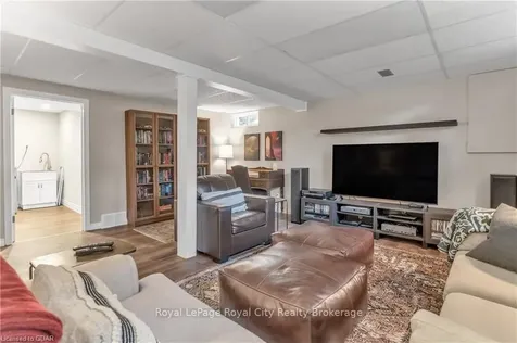 7 Ervin Crescent Guelph ON N1G 3K6