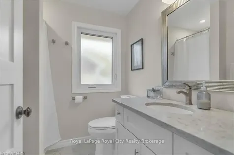 7 Ervin Crescent Guelph ON N1G 3K6