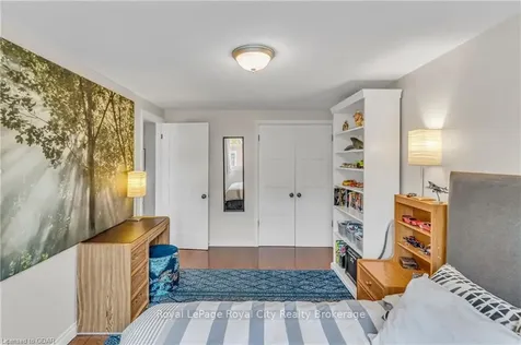 7 Ervin Crescent Guelph ON N1G 3K6