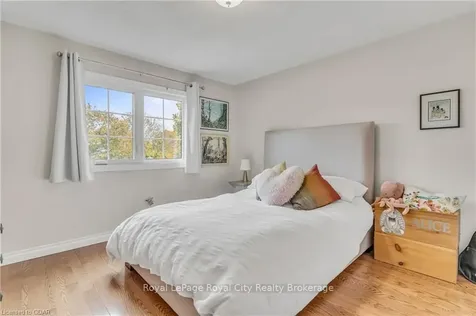 7 Ervin Crescent Guelph ON N1G 3K6