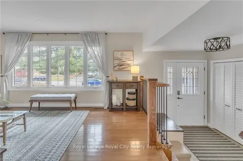 7 Ervin Crescent Guelph ON N1G 3K6