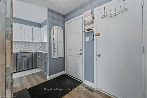 571 Edinburgh Road S Guelph ON N1G 4E7
