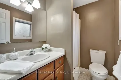 47 Woodborough Road Guelph ON N1G 3L7