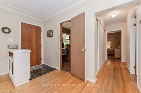 18 Ottawa Crescent Guelph ON N1E 2A3