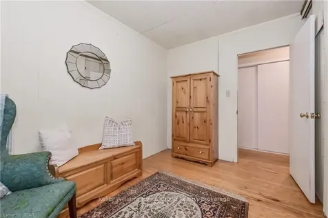 18 Ottawa Crescent Guelph ON N1E 2A3