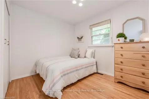 18 Ottawa Crescent Guelph ON N1E 2A3