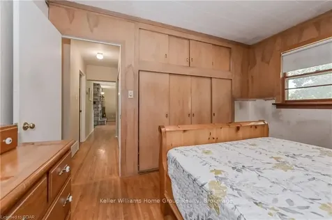 18 Ottawa Crescent Guelph ON N1E 2A3