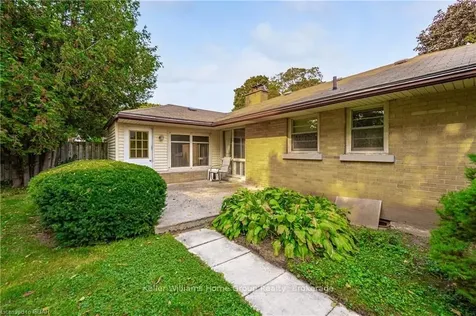 18 Ottawa Crescent Guelph ON N1E 2A3