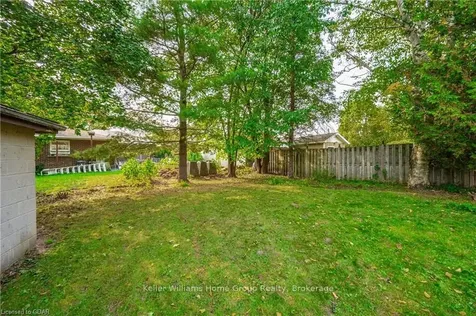 18 Ottawa Crescent Guelph ON N1E 2A3