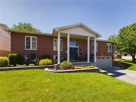 474 Grandview Drive North Huron ON N0G 2W0