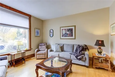 38 Market Street Arran-elderslie ON N0H 2N0